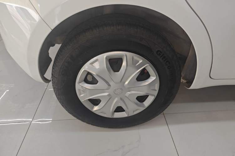 Used MG 3 2016 1.3L Manual Comfort Edition Right Rear Wheel Hub