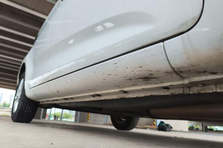 Used MG 3 2016 1.3L AMT Comfort Edition Right Side Sill