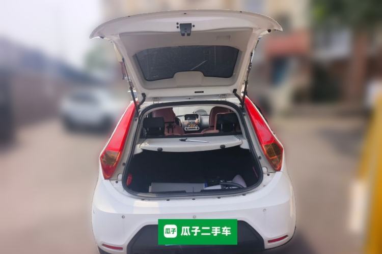 Used MG 3 2016 1.3L AMT Comfort Edition Trunk