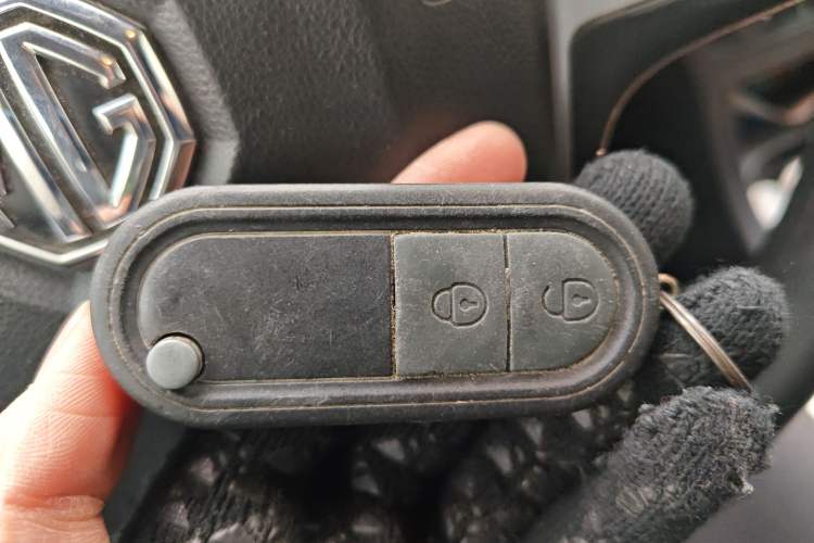Used MG 3 2016 1.3L Manual Comfort Edition Vehicle Key