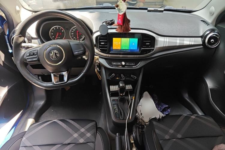 Used MG 3 2017 1.5L Automatic Smart Connect Elite Edition Center Console