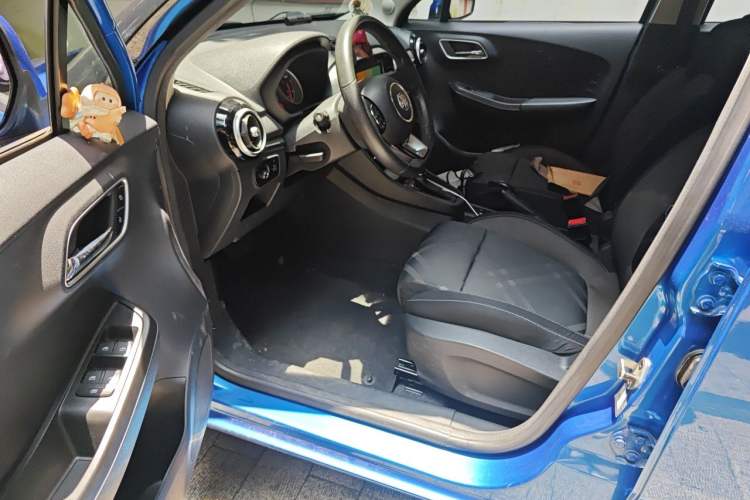 Used MG 3 2017 1.5L Automatic Smart Connect Elite Edition Driver Seat