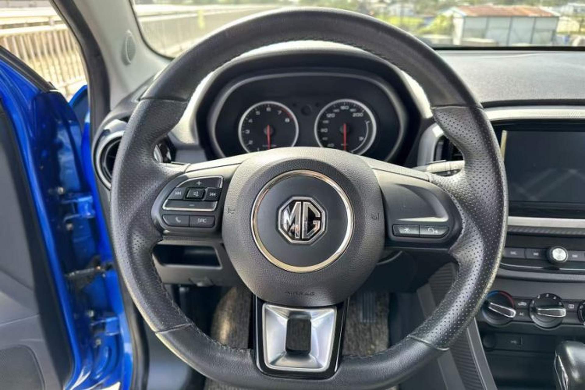Used MG 3 2017 1.5L Automatic Smart Connect Elite Edition Interior 7
