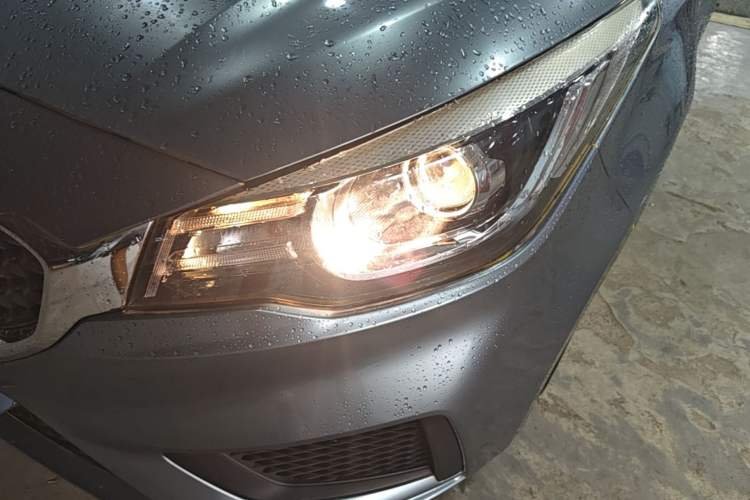 Used MG 3 2017 1.5L Automatic Smart Connect Elite Edition Left Front Headlight