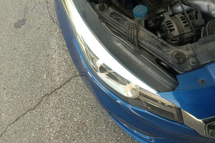 Used MG 3 2017 1.5L Automatic Smart Connect Elite Edition Right Front Headlight