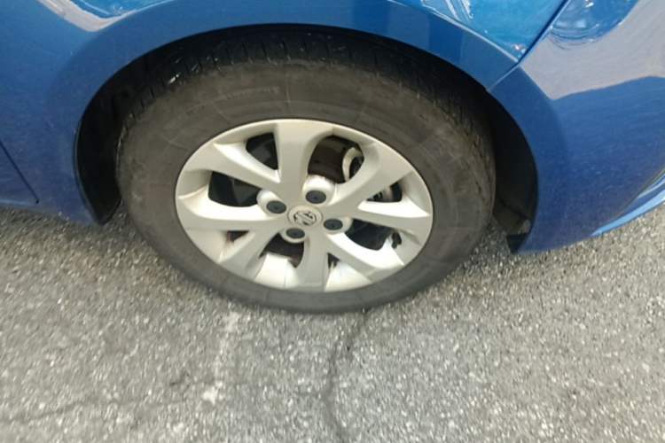 Used MG 3 2017 1.5L Automatic Smart Connect Elite Edition Right Front Wheel Hub