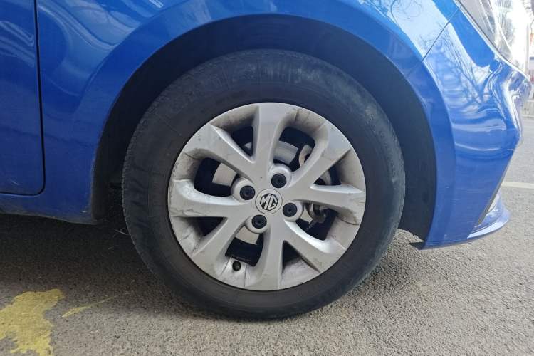 Used MG 3 2017 1.5L Automatic Smart Connect Elite Edition Right Front Wheel Hub