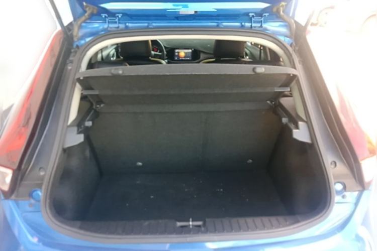 Used MG 3 2017 1.5L Automatic Smart Connect Elite Edition Trunk