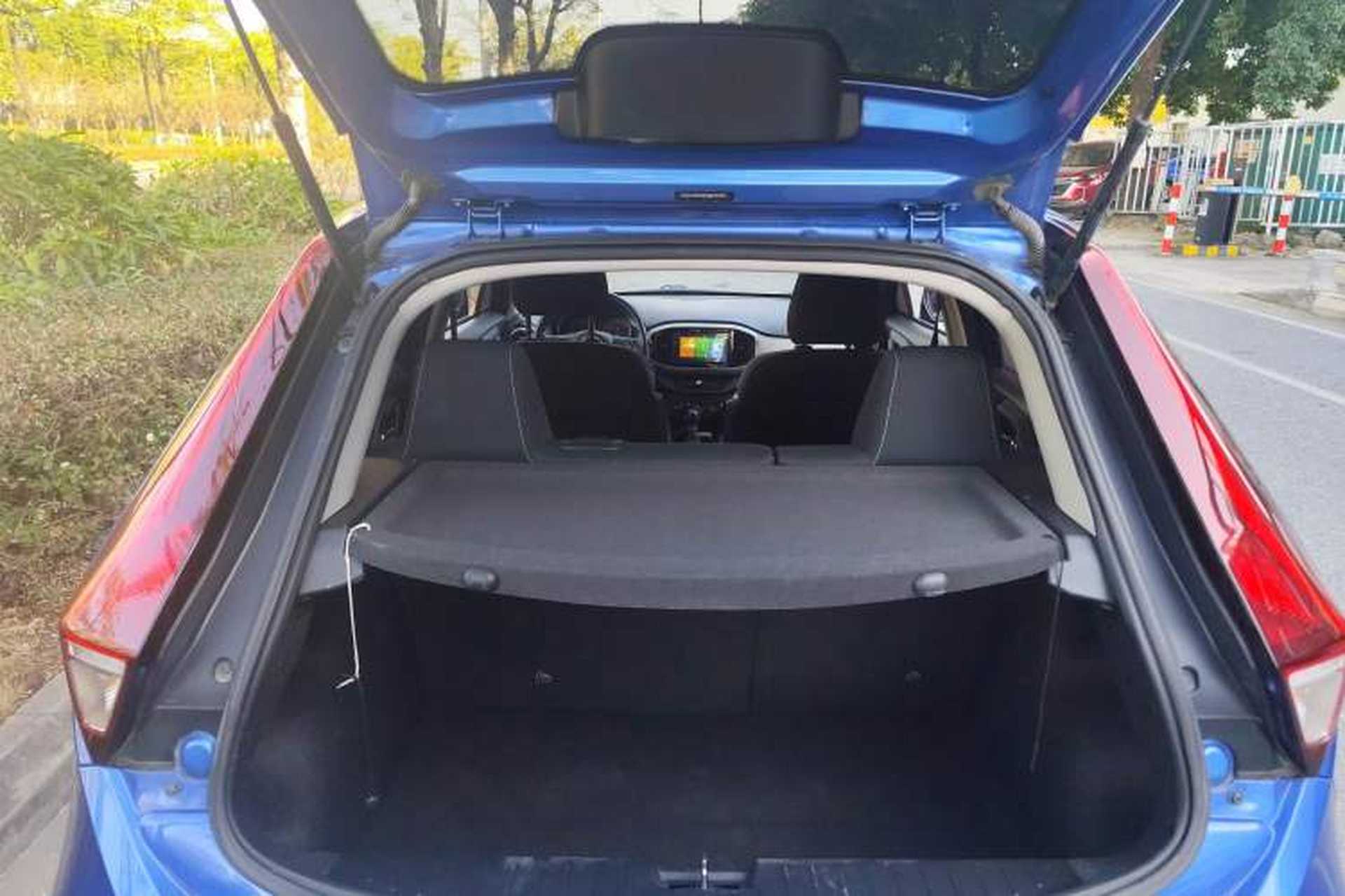 Used MG 3 2017 1.5L Automatic Smart Connect Elite Edition Trunk