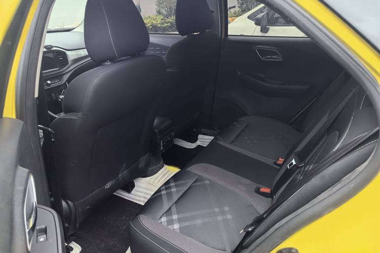 Used MG 3 2017 1.5L Automatic Smart Connect Elite Edition Interior 3