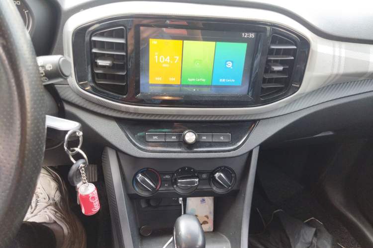 Used MG 3 2017 1.5L Automatic Smart Connect Elite Edition Audio And AC Panel