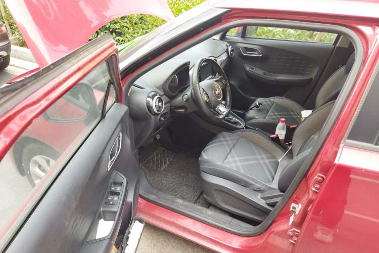 Used MG 3 2017 1.5L Automatic Smart Connect Elite Edition Driver Seat