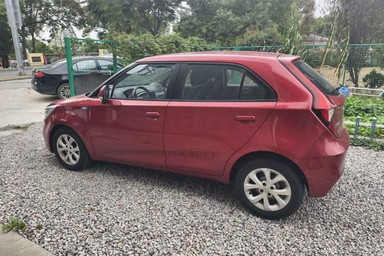 Used MG 3 2017 1.5L Automatic Smart Connect Elite Edition Exterior 5