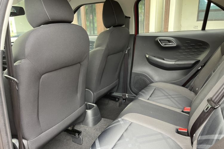 Used MG 3 2017 1.5L Automatic Smart Connect Elite Edition Interior 2