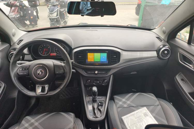 Used MG 3 2017 1.5L Automatic Smart Connect Elite Edition Interior 3