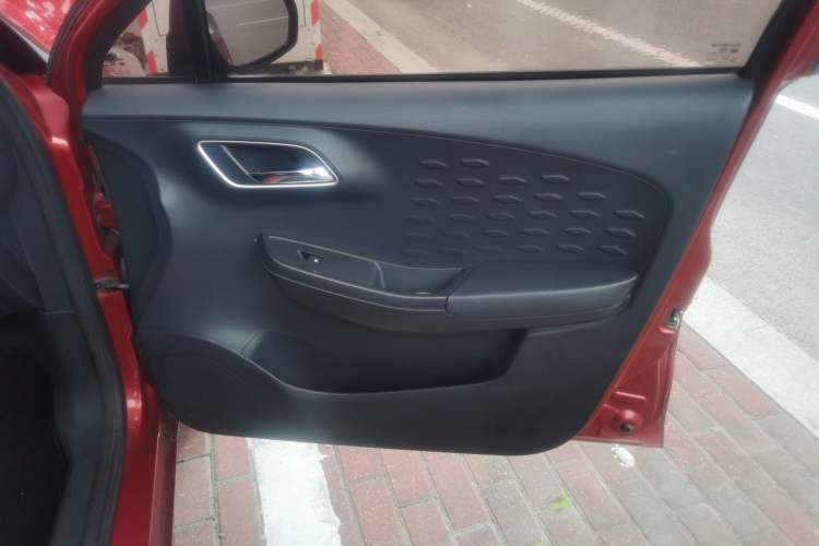 Used MG 3 2017 1.5L Automatic Smart Connect Luxury Edition Right Front Door Interior