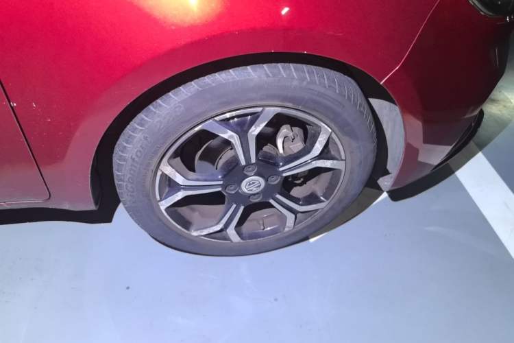 Used MG 3 2017 1.5L Automatic Luxury Internet Edition Right Front Wheel Hub