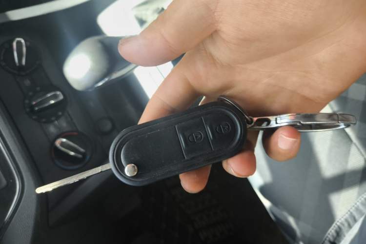 Used MG 3 2017 1.5L Automatic Smart Connect Luxury Edition Vehicle Key