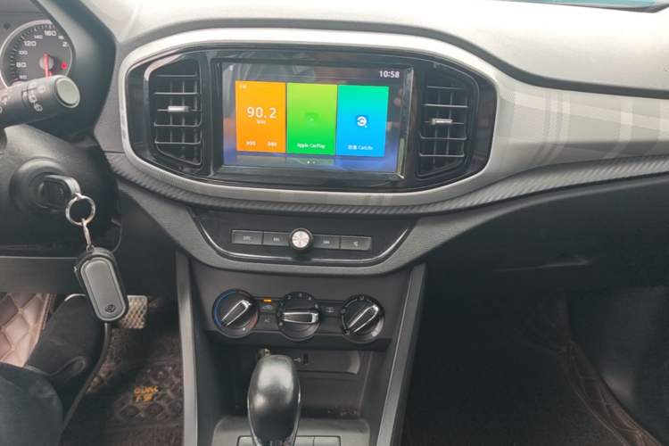 Used MG 3 2017 1.5L Automatic Smart Connect Elite Edition Audio And AC Panel