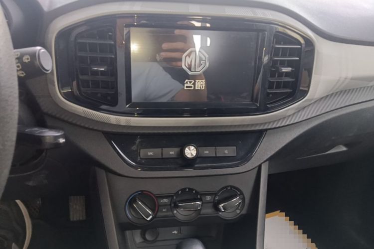 Used MG 3 2017 1.5L Automatic Smart Connect Elite Edition Audio And AC Panel