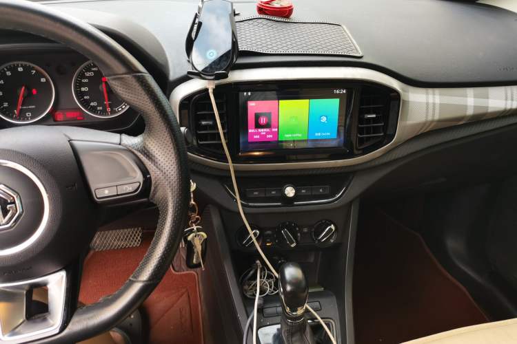 Used MG 3 2017 1.5L Automatic Smart Connect Elite Edition Audio And AC Panel