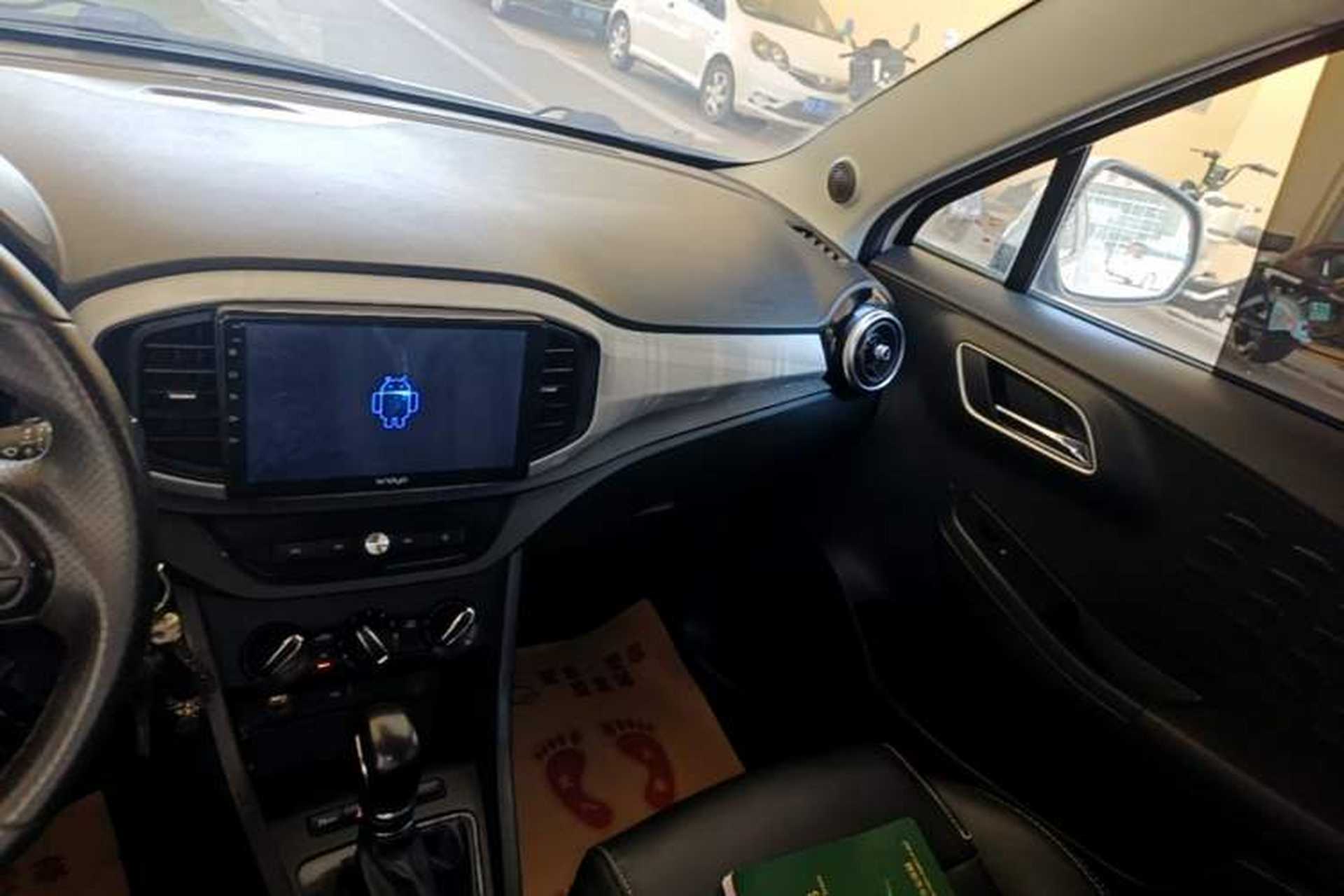 Used MG 3 2017 1.5L Automatic Smart Connect Luxury Edition Audio And AC Panel
