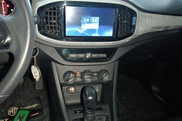 Used MG 3 2017 1.5L Automatic Smart Connect Luxury Edition Audio And AC Panel