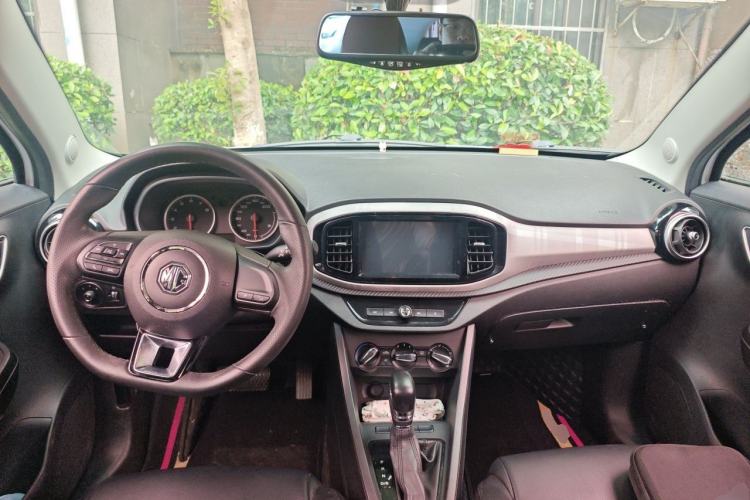 Used MG 3 2017 1.5L Automatic Smart Connect Elite Edition Center Console