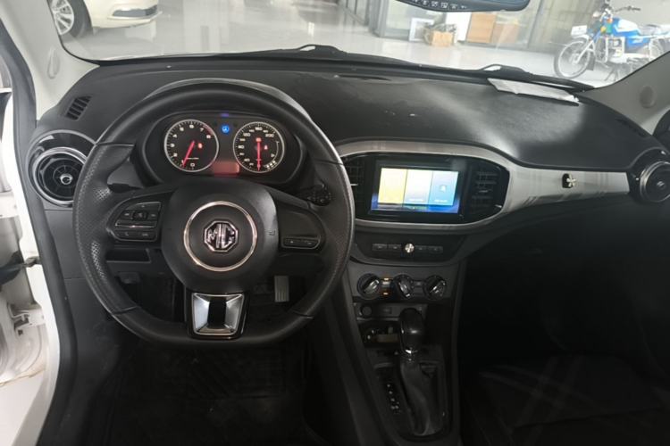 Used MG 3 2017 1.5L Automatic Smart Connect Elite Edition Center Console
