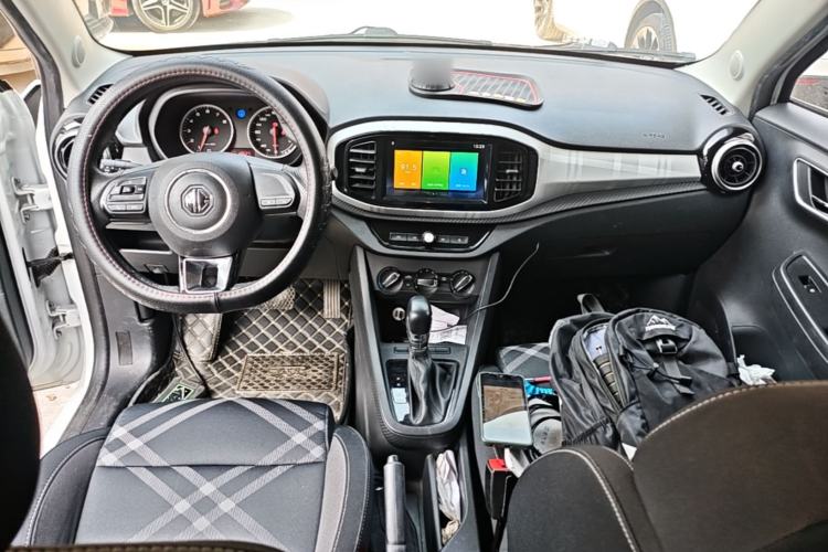 Used MG 3 2017 1.5L Automatic Smart Connect Elite Edition Center Console
