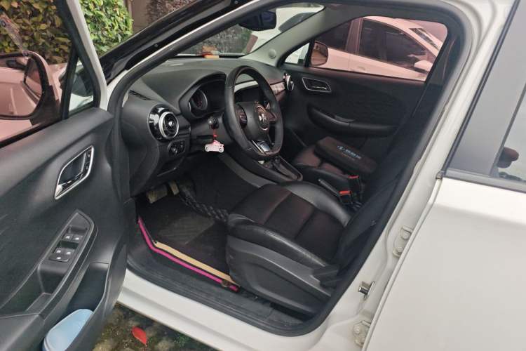 Used MG 3 2017 1.5L Automatic Smart Connect Elite Edition Driver Seat
