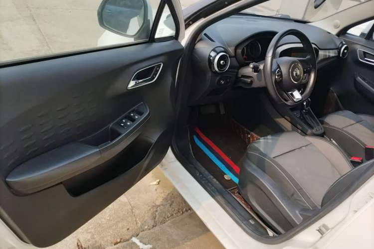Used MG 3 2017 1.5L Automatic Smart Connect Elite Edition Driver Seat
