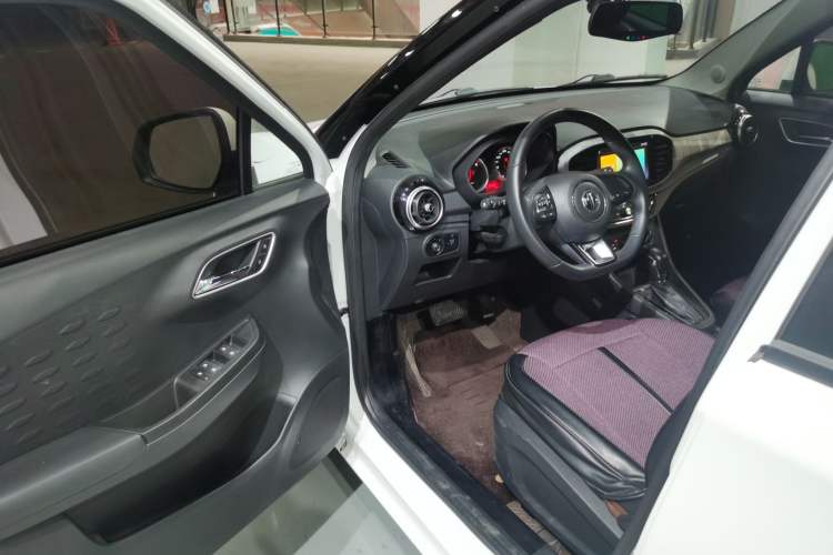 Used MG 3 2017 1.5L Automatic Smart Connect Elite Edition Driver Seat
