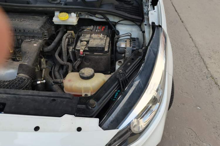 Used MG 3 2017 1.5L Automatic Smart Connect Elite Edition Engine Bay Left