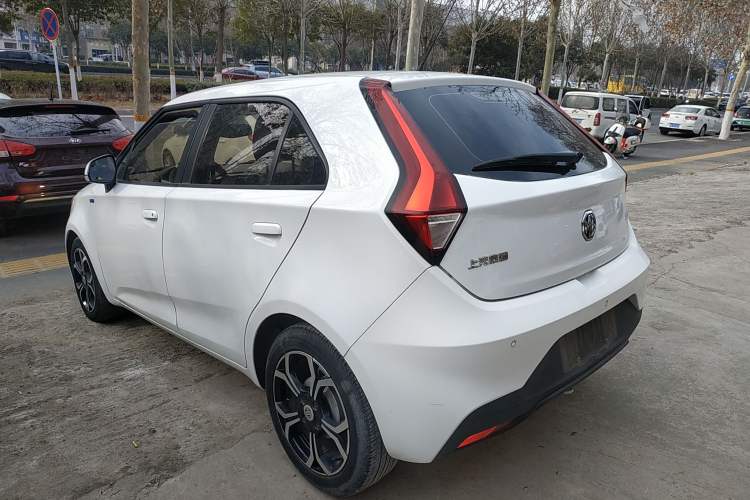 Used MG 3 2017 1.5L Automatic Smart Connect Luxury Edition Exterior 2