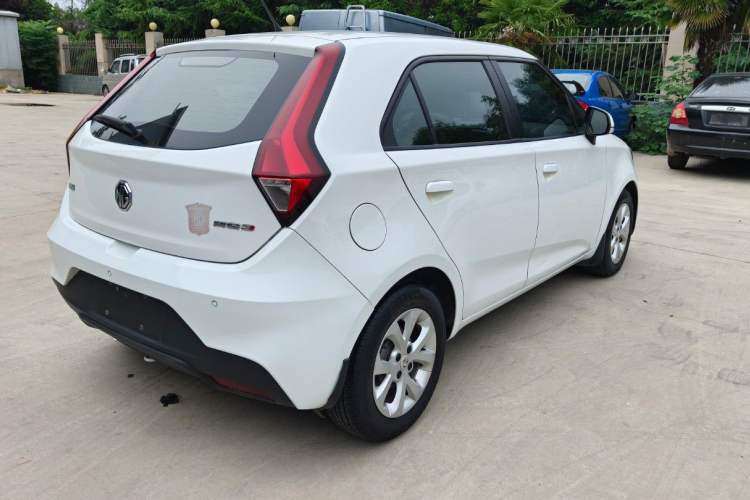 Used MG 3 2017 1.5L Automatic Smart Connect Elite Edition Exterior 4
