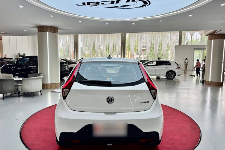 Used MG 3 2017 1.5L Automatic Smart Connect Luxury Edition Exterior 4