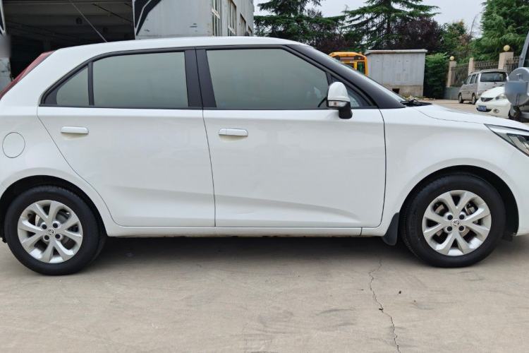 Used MG 3 2017 1.5L Automatic Smart Connect Elite Edition Exterior 6