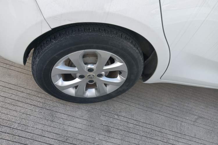 Used MG 3 2017 1.5L Automatic Smart Connect Elite Edition Exterior 8