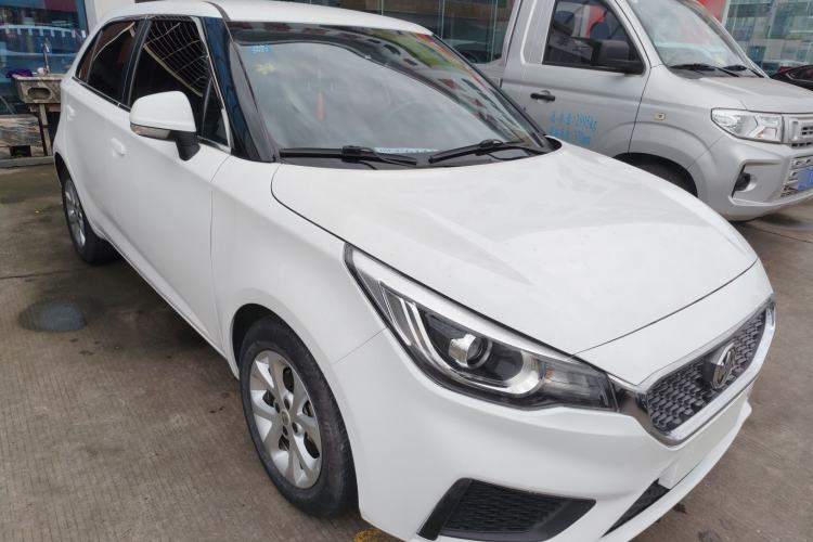 Used MG 3 2017 1.5L Automatic Smart Connect Elite Edition Front Right 45 Deg