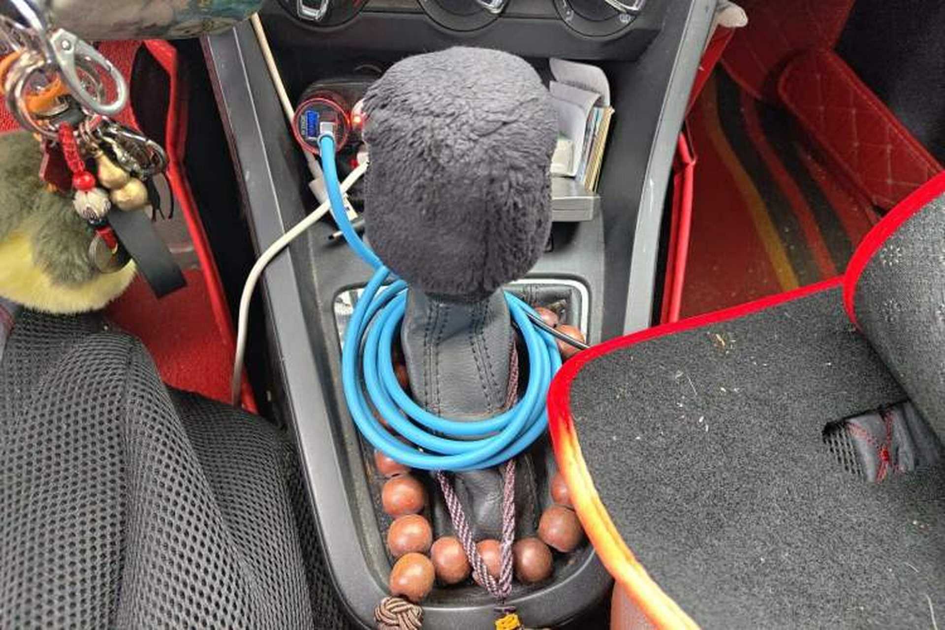 Used MG 3 2017 1.5L Automatic Smart Connect Elite Edition Gear Lever