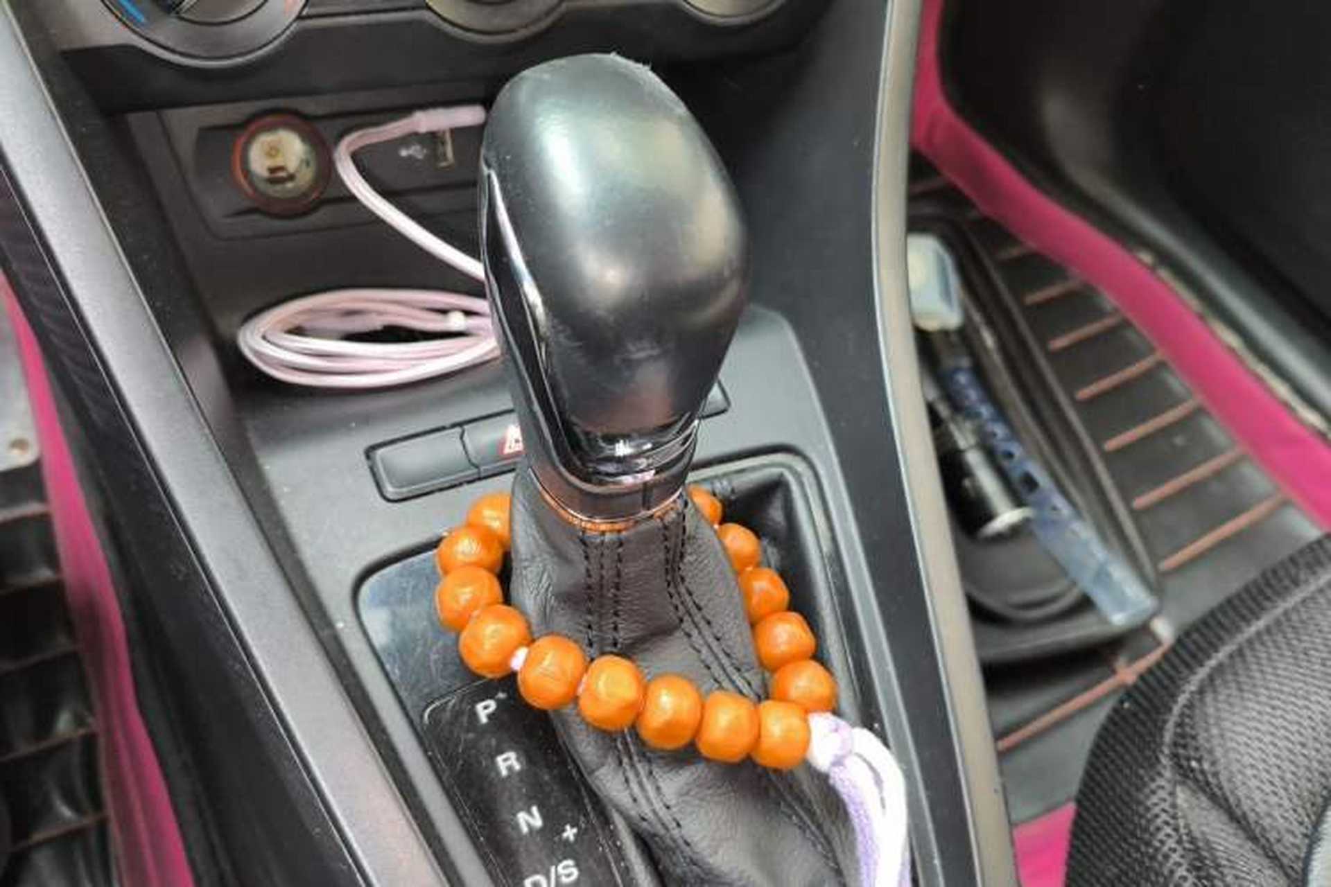 Used MG 3 2017 1.5L Automatic Smart Connect Elite Edition Gear Lever