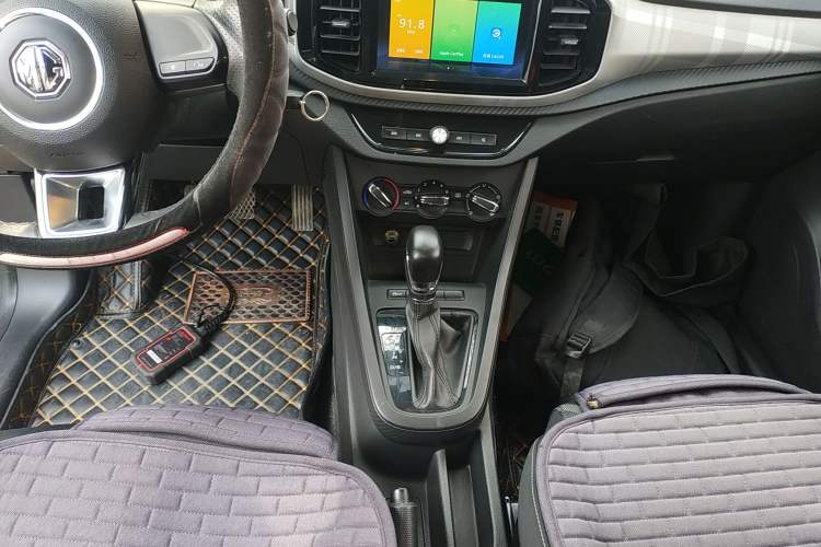 Used MG 3 2017 1.5L Automatic Smart Connect Luxury Edition Gear Lever
