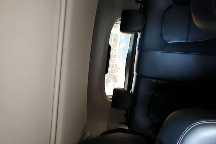 Used MG 3 2017 1.5L Automatic Smart Connect Luxury Edition Headliner