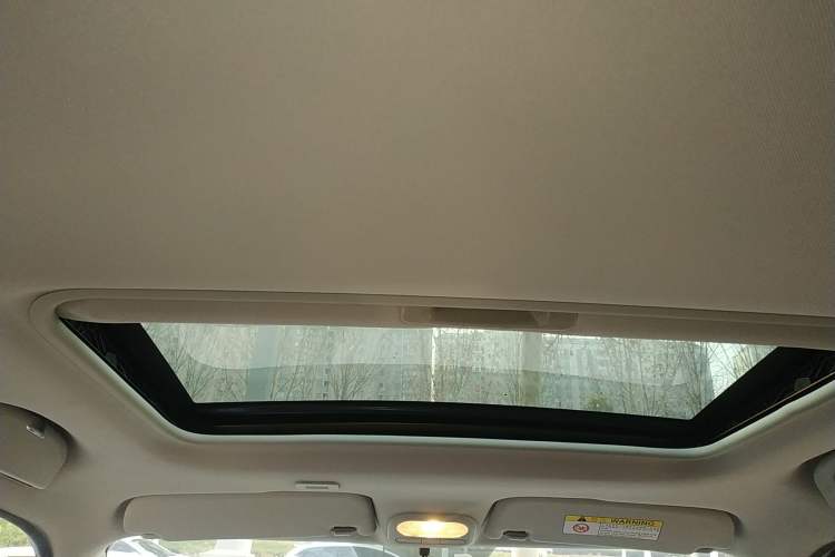 Used MG 3 2017 1.5L Automatic Smart Connect Luxury Edition Headliner