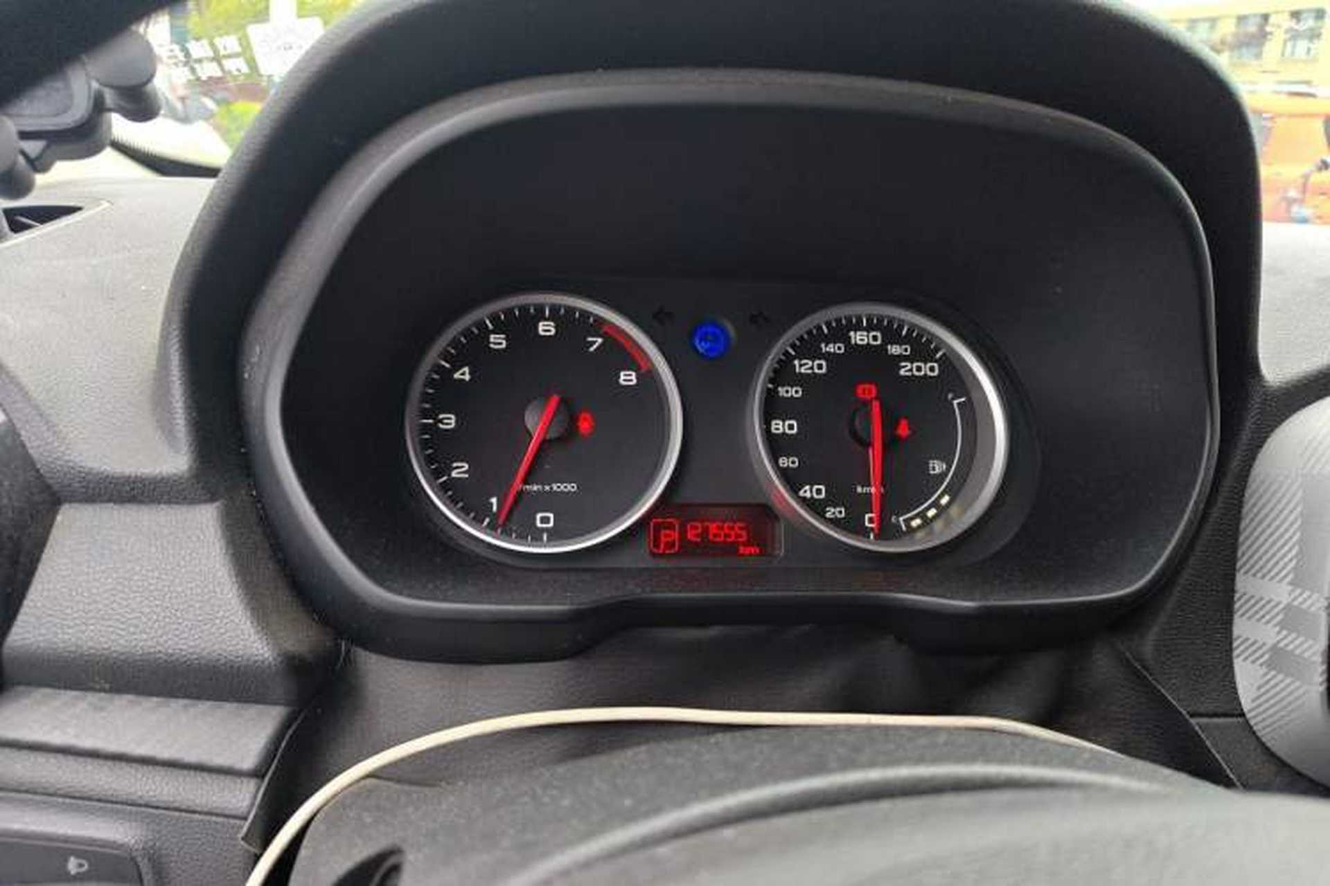 Used MG 3 2017 1.5L Automatic Smart Connect Elite Edition Instrument Cluster