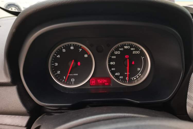 Used MG 3 2017 1.5L Automatic Smart Connect Elite Edition Instrument Cluster