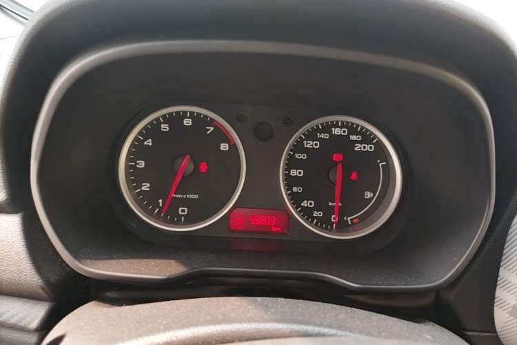 Used MG 3 2017 1.5L Automatic Smart Connect Elite Edition Instrument Cluster