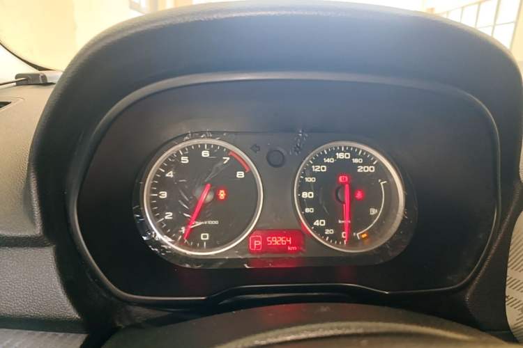 Used MG 3 2017 1.5L Automatic Smart Connect Luxury Edition Instrument Cluster