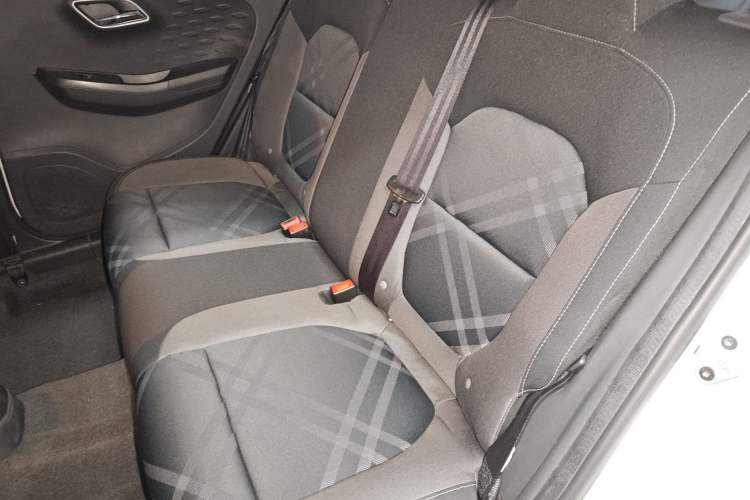 Used MG 3 2017 1.5L Automatic Smart Connect Elite Edition Interior 1